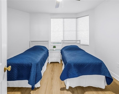 4981 Bacopa Lane S - Photo Thumbnail 32