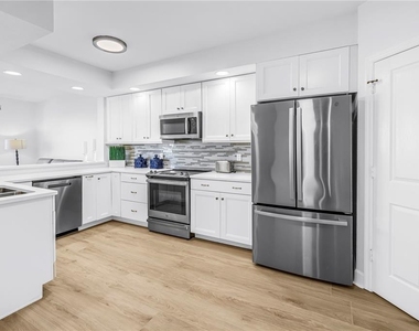 4981 Bacopa Lane S - Photo Thumbnail 18