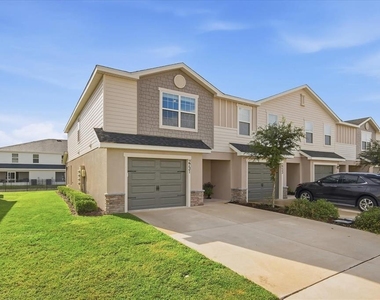 2731 Idyll Lakes Circle - Photo Thumbnail 24