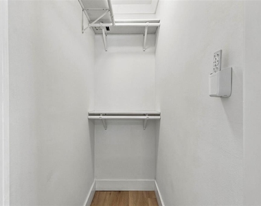 804 Bruce Avenue - Photo Thumbnail 21