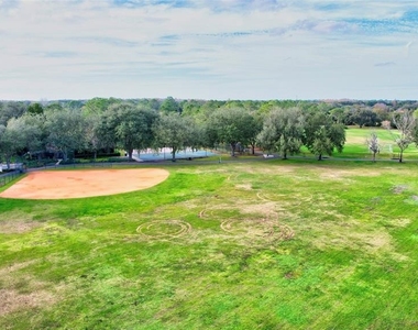 17740 Esprit Drive - Photo Thumbnail 19