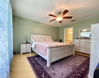 17740 Esprit Drive - Photo Thumbnail 8