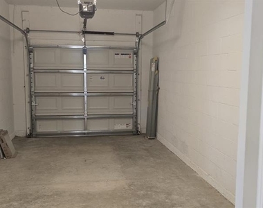 2248 Lesser Goldfinch Drive - Photo Thumbnail 25