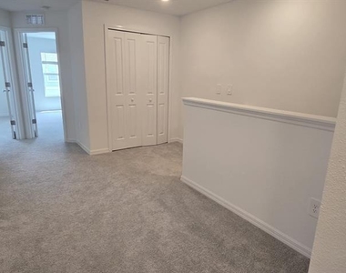 2248 Lesser Goldfinch Drive - Photo Thumbnail 16
