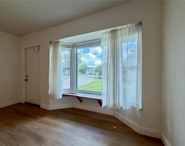 4100 45th Avenue N - Photo Thumbnail 9