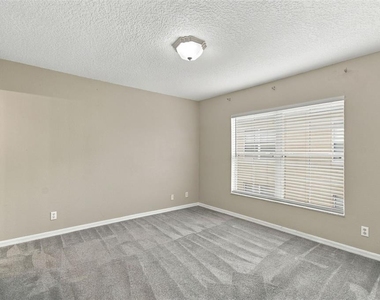 249 Castlekeeper Place - Photo Thumbnail 15