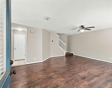 249 Castlekeeper Place - Photo Thumbnail 2