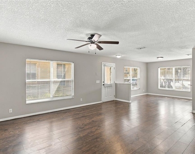 249 Castlekeeper Place - Photo Thumbnail 12