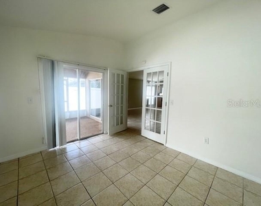 4950 Trinidad Drive - Photo Thumbnail 20