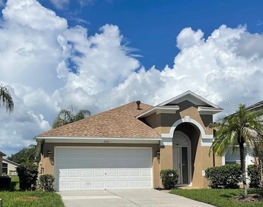 4950 Trinidad Drive - Photo Thumbnail 2
