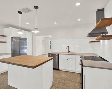 5531 13th Avenue N - Photo Thumbnail 22