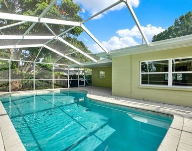 5531 13th Avenue N - Photo Thumbnail 1