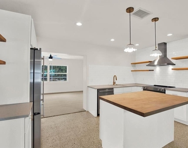 5531 13th Avenue N - Photo Thumbnail 21