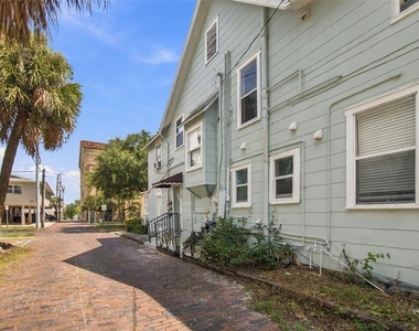 524 3rd Street N - Photo Thumbnail 5