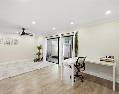 4769 Puritan Circle - Photo Thumbnail 6