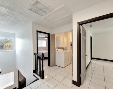 6301 Newtown Circle - Photo Thumbnail 37
