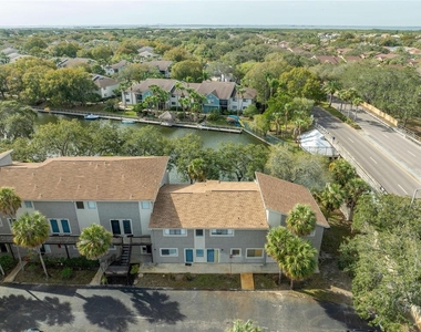 6301 Newtown Circle - Photo Thumbnail 60