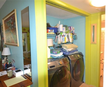 126 Caryl Way - Photo Thumbnail 11