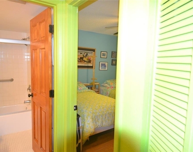 126 Caryl Way - Photo Thumbnail 13