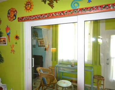 126 Caryl Way - Photo Thumbnail 31