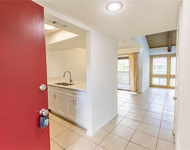 6094 Peregrine Avenue - Photo Thumbnail 3