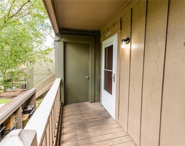 6094 Peregrine Avenue - Photo Thumbnail 2