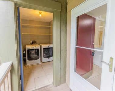 6094 Peregrine Avenue - Photo Thumbnail 25