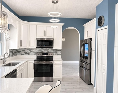 5369 Dahlia Reserve Drive - Photo Thumbnail 6