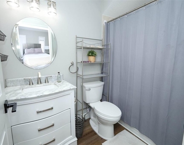 2202 Elizabeth Avenue - Photo Thumbnail 11