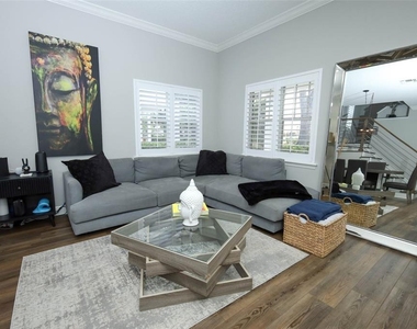 2202 Elizabeth Avenue - Photo Thumbnail 3