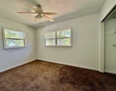 1435 Ne 22nd Avenue - Photo Thumbnail 15