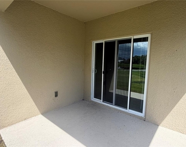 368 Conway Avenue - Photo Thumbnail 21