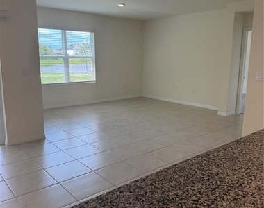 368 Conway Avenue - Photo Thumbnail 12