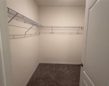 368 Conway Avenue - Photo Thumbnail 19