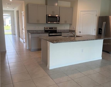 368 Conway Avenue - Photo Thumbnail 8