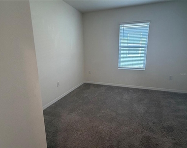 368 Conway Avenue - Photo Thumbnail 5