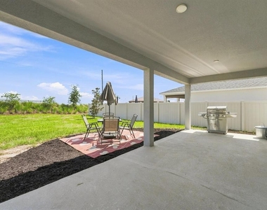 455 Overpool Avenue - Photo Thumbnail 24