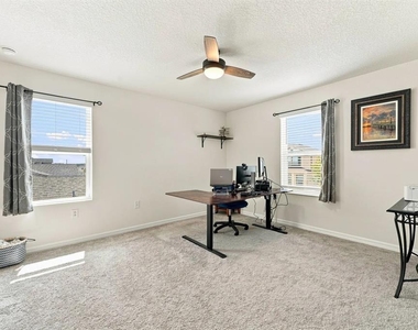 455 Overpool Avenue - Photo Thumbnail 23