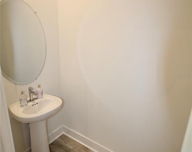 1138 Desert Candle Drive - Photo Thumbnail 11