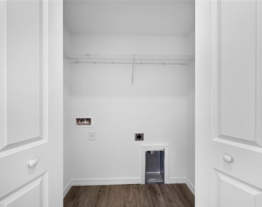 242 Organ Street - Photo Thumbnail 14