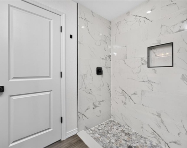 242 Organ Street - Photo Thumbnail 6