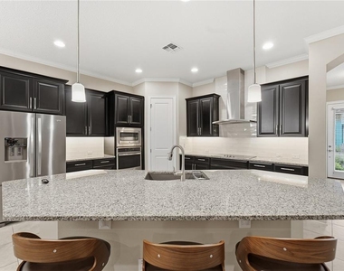 13833 Behring Avenue - Photo Thumbnail 16