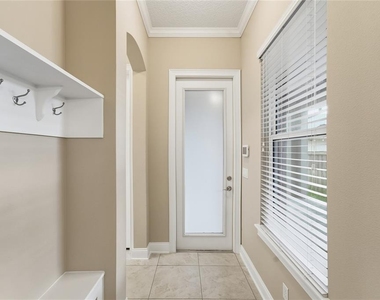 13833 Behring Avenue - Photo Thumbnail 27