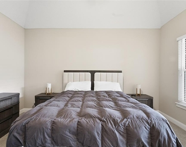 13833 Behring Avenue - Photo Thumbnail 33