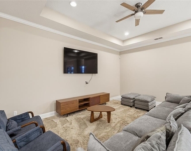 13833 Behring Avenue - Photo Thumbnail 25