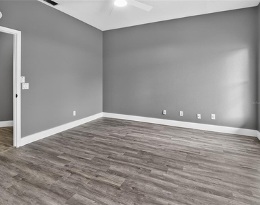 257 Margate Drive - Photo Thumbnail 8