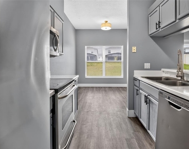 257 Margate Drive - Photo Thumbnail 7