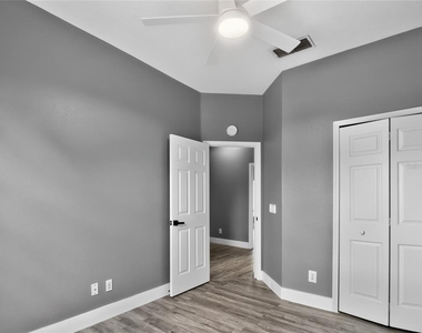 257 Margate Drive - Photo Thumbnail 21