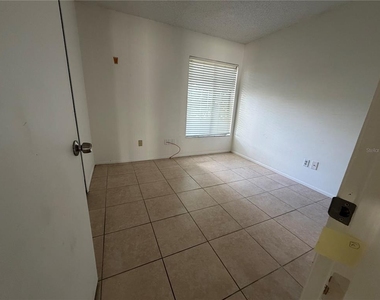803 Calabria Drive - Photo Thumbnail 4