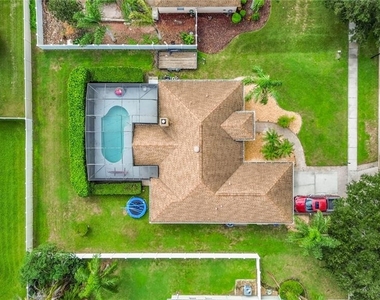 4934 Lazy Oaks Way - Photo Thumbnail 2